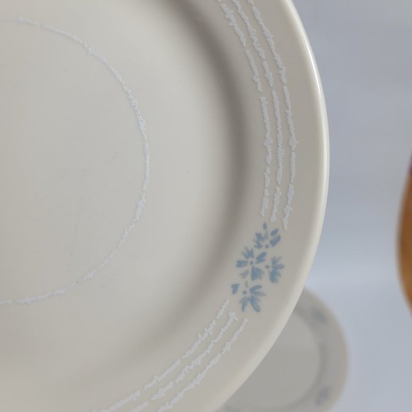 FOUR Corelle Corning Lace Bouquet Bread Plates Cream with Blue Floral Wh… - Picture 14 of 16